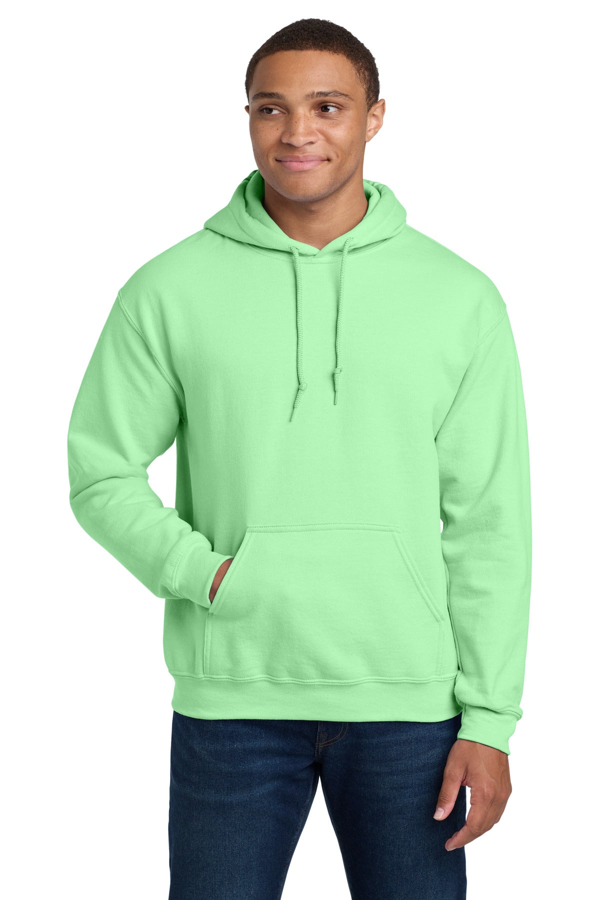 Gildan - Heavy Blend Hooded Sweatshirt. 18500