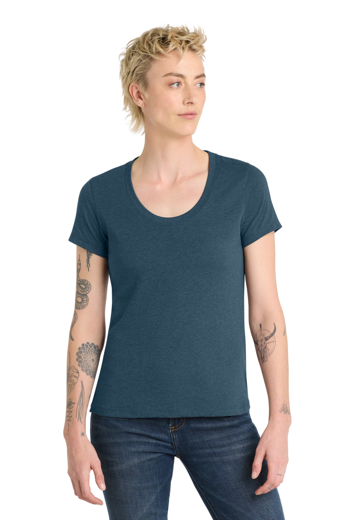 District Women's Flex Scoop Neck Tee DT7501