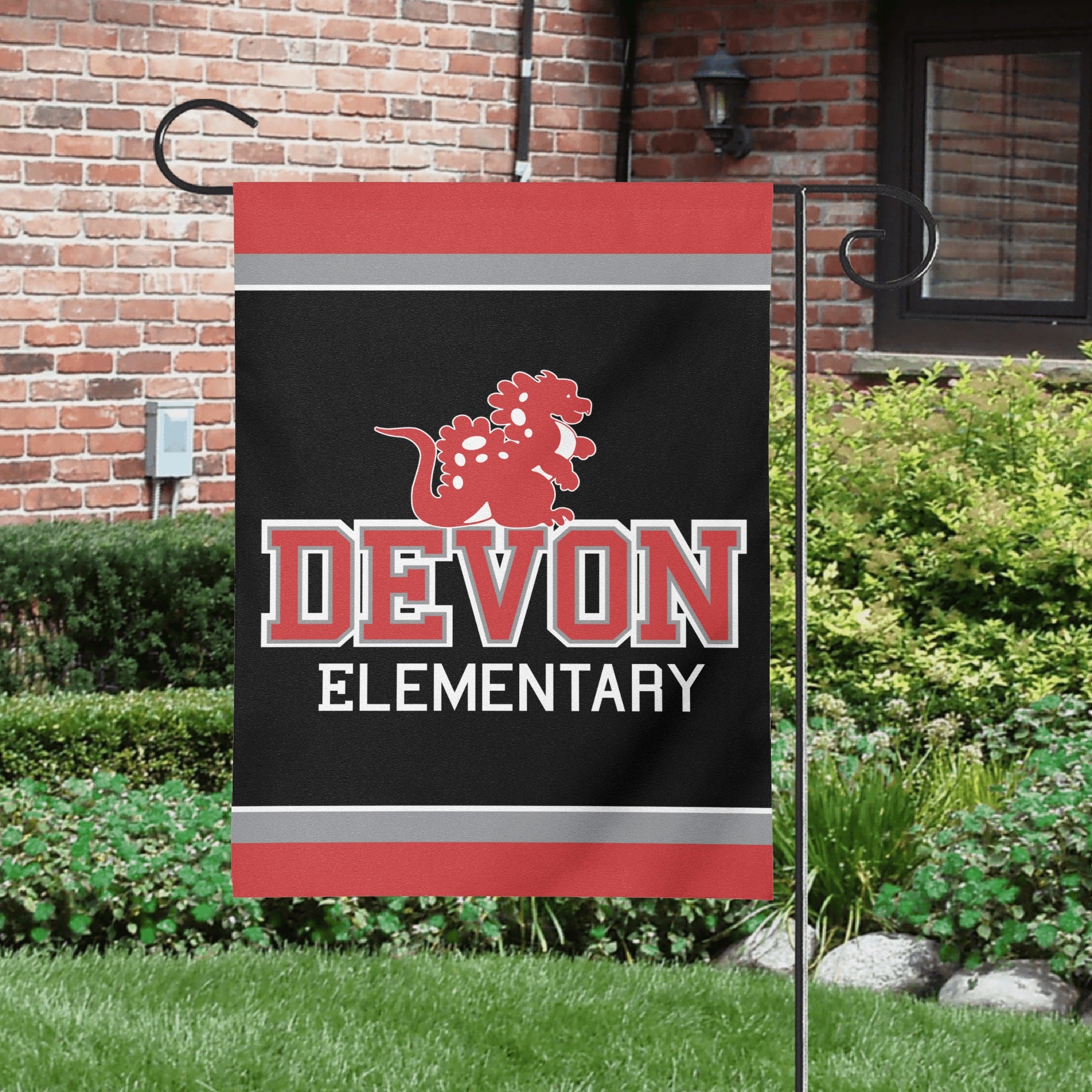 DE Sparky Garden Flag