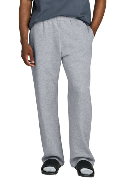 District V.I.T. Fleece Open-Bottom Sweatpant DT6117